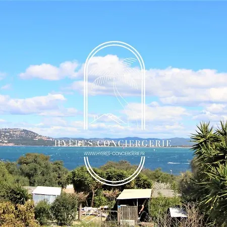 L'arbanaise Vue Mer/piscine Presqu'ile Giens Villa *